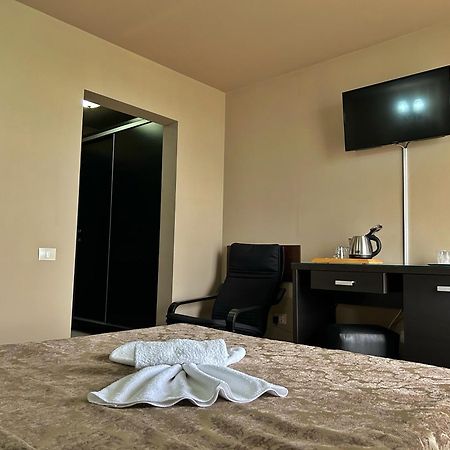 Vila Andrei تيشيرغيول المظهر الخارجي الصورة