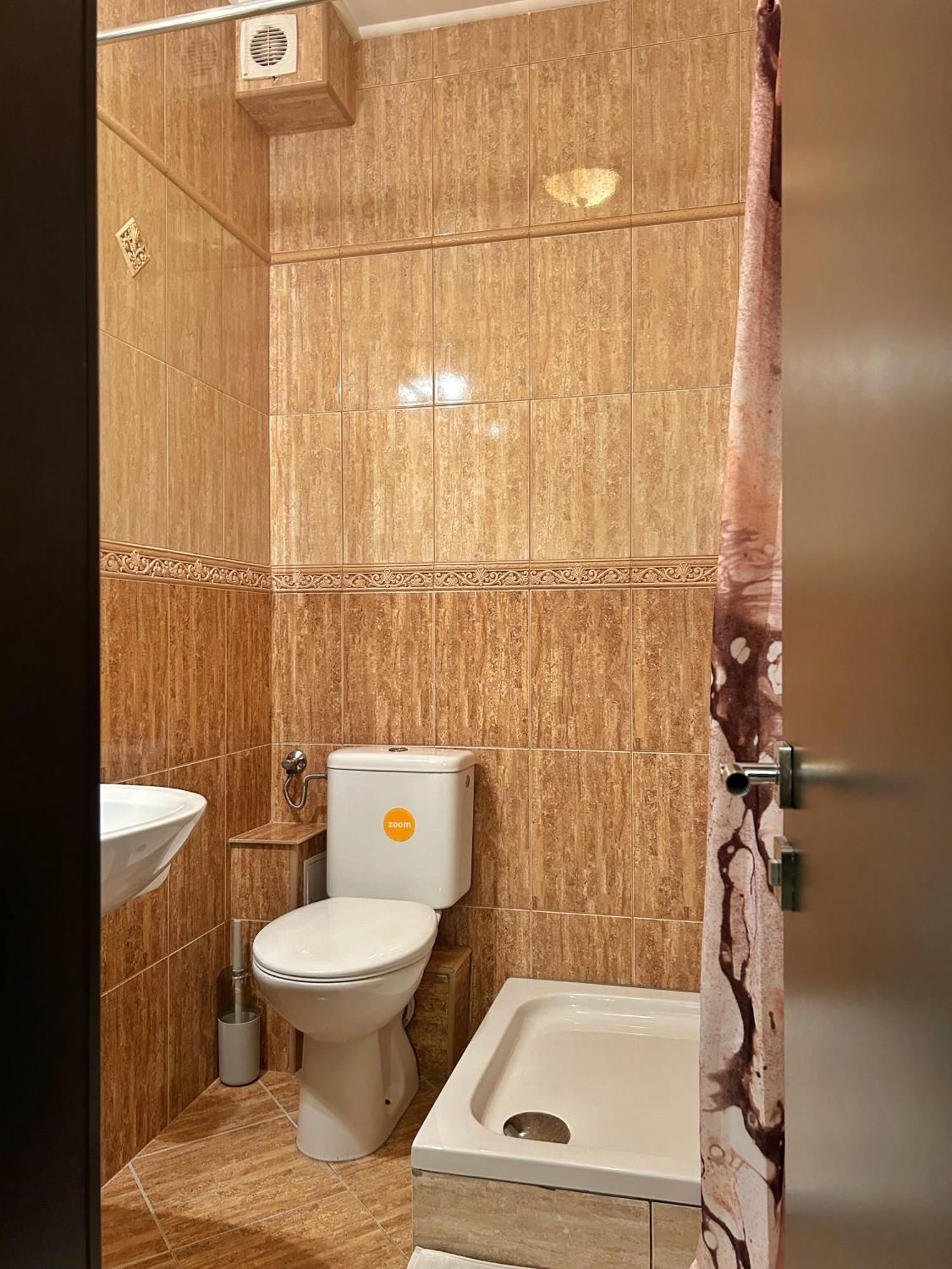 Vila Andrei تيشيرغيول المظهر الخارجي الصورة