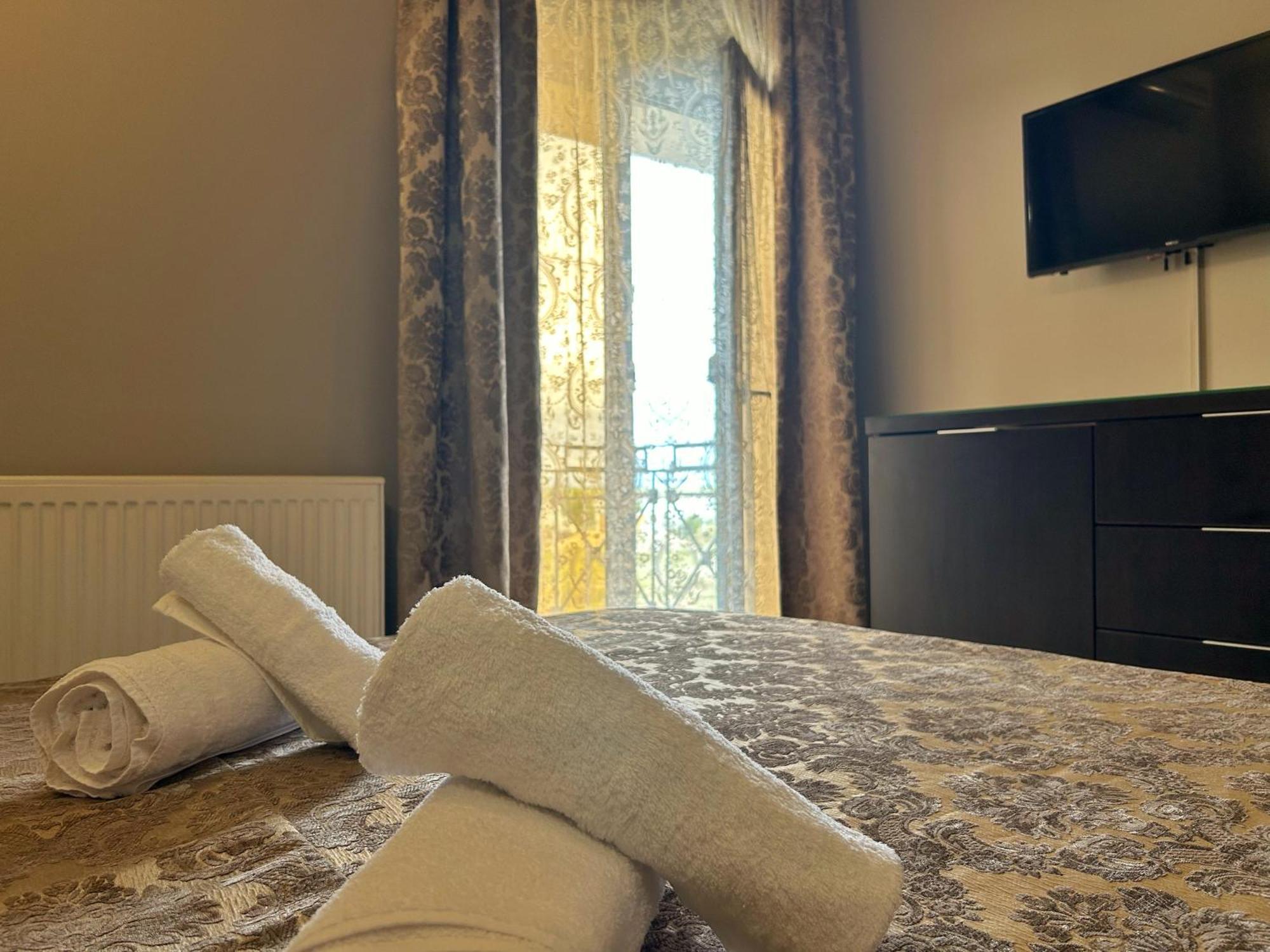 Vila Andrei تيشيرغيول المظهر الخارجي الصورة